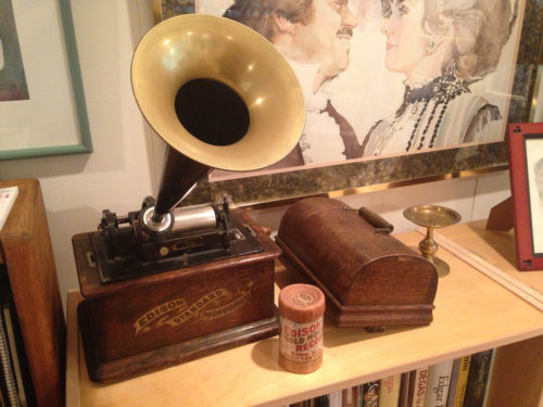 Cylinder Phonograph of the era